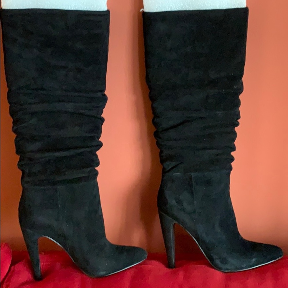 Steve Madden black suede Carrie boot
